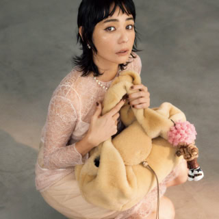 もこもこバッグに♡リュクスかつ遊び心があって天才的！【フェンディ】安西こずえ秋のマストバイ