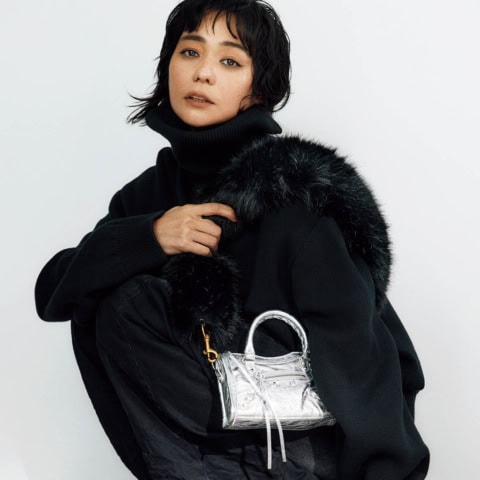 メタリックシルバーの新型「ル・シティ」は買い！【バレンシアガ】安西こずえ秋のマストバイ