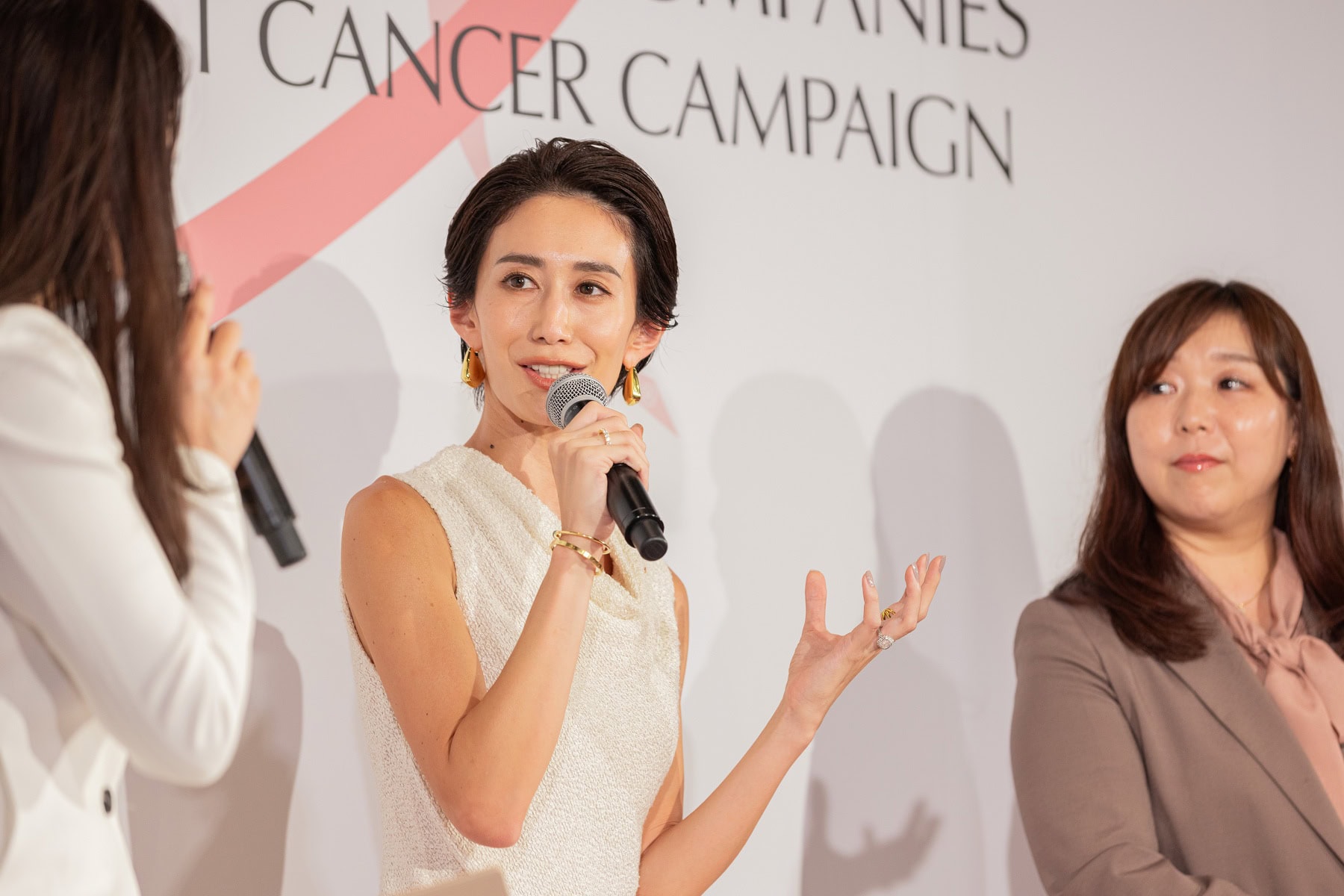 中：神山まりあさん、右：聖路加国際病院 腫瘍内科 北野敦子副医長
