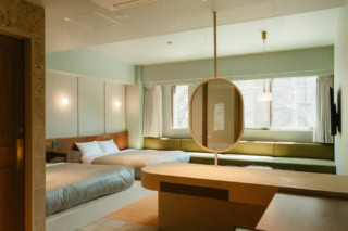 客室はスモール、ミディアム、スタンダード、ラージ、スイートの5つのタイプで全13室。