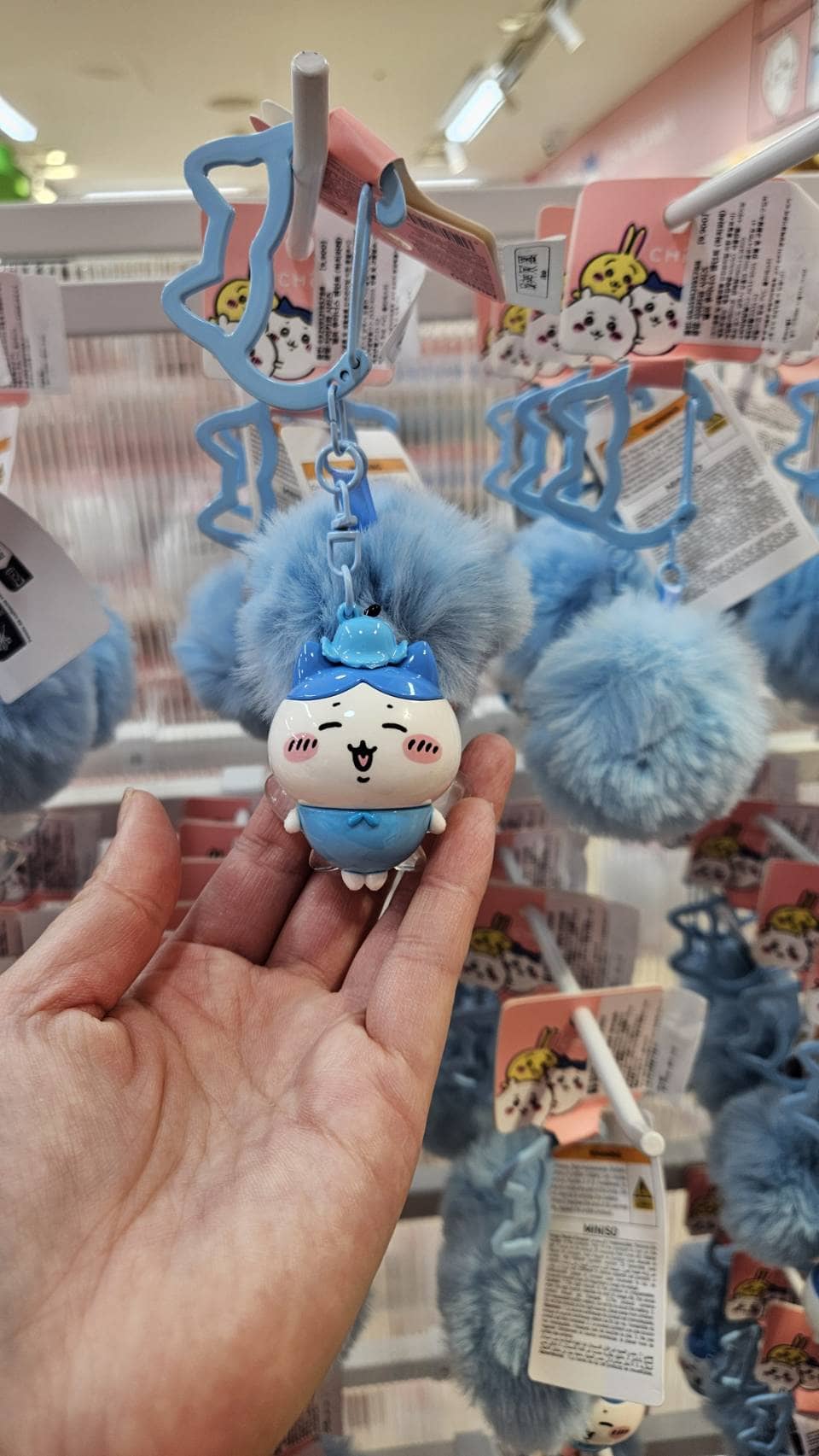 いろんなグッズが売られていました。