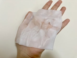 たっぷりの化粧水がひたっひたに含まれています！