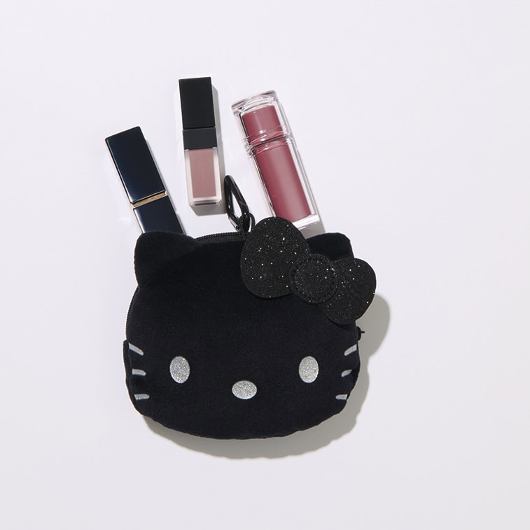 リップ３本がラクラク入るサイズ感です。