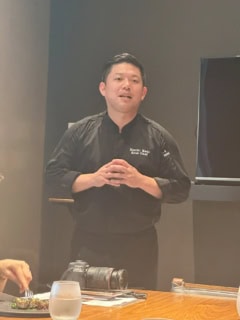 スーシェフの加藤宏樹さんは2020年にプルマン東京田町に入社し2021年からスーシェフに就任。今年日本最大級の若手料理人コンペティション「RED U-35 2025」に挑戦し、ブロンズエッグに選出されました。