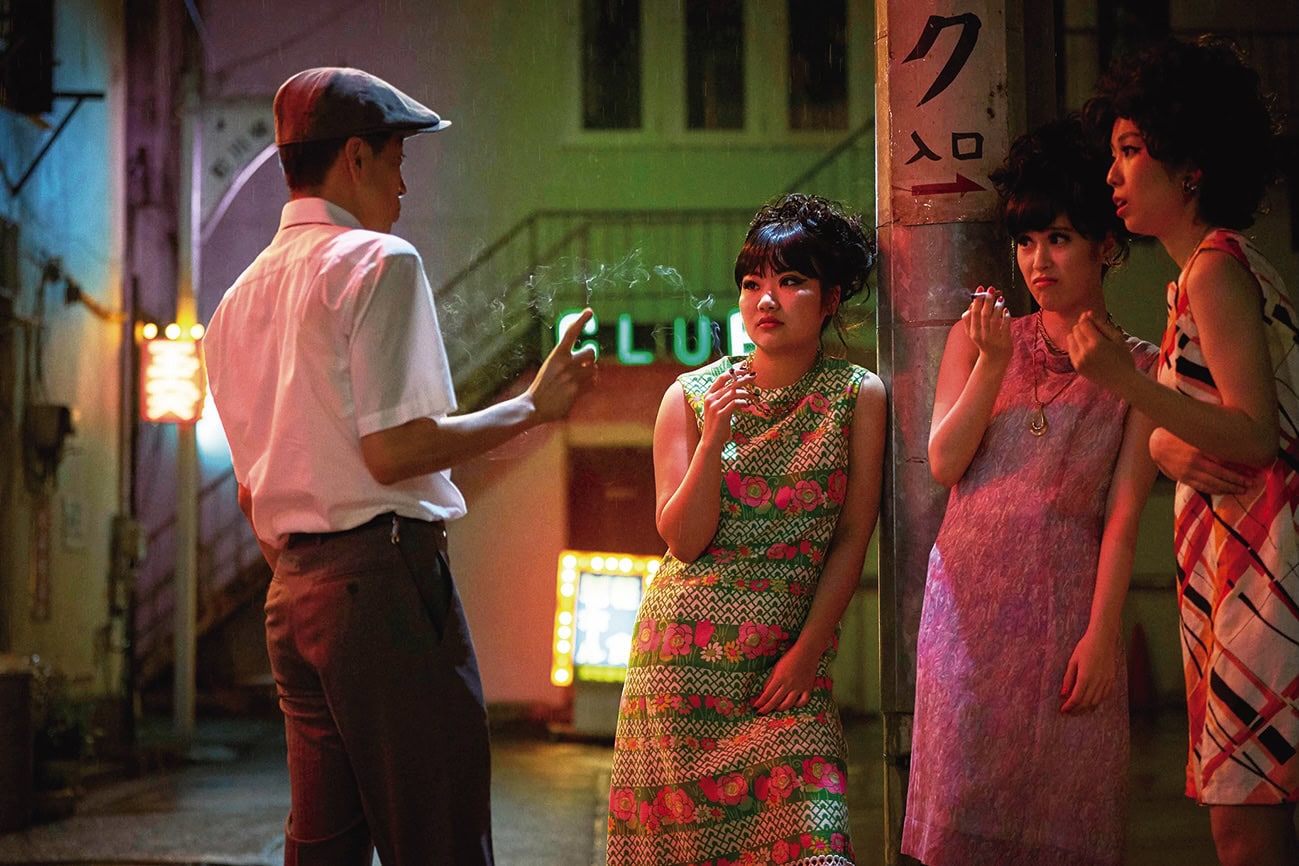 story_1965年、五輪景気真っ只中の東京。警察は戸籍は男性のまま性別適合手術を受けたブルーボーイと呼ばれる女性たちを摘発するために、施術した医師を逮捕・起訴する。そんななか、その医師の手術を受けたサチ（中川美悠）のもとに、弁護士・狩野（錦戸亮）が現れ、証人として裁判に出廷を願い出るのだが……。