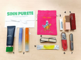 SINN PURETE・PR 石塚理奈さんのポーチの中身