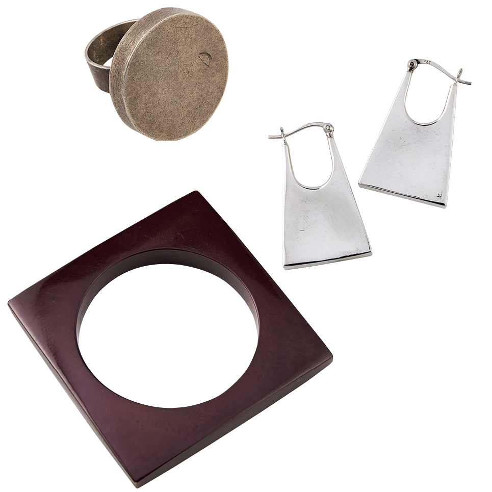 ★シルバーリング¥16,500、★ピアス¥18,700、★バングル¥7,700（全てゾハルヴィンテージ）
