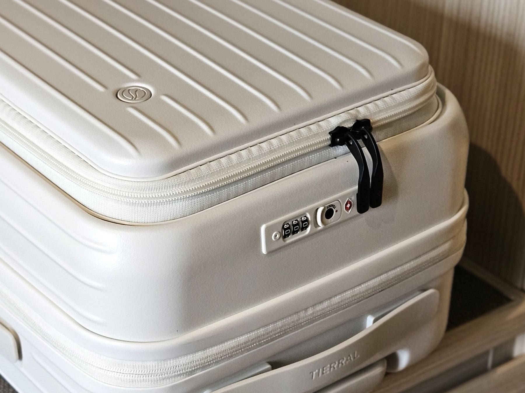 TSAナンバーロック搭載