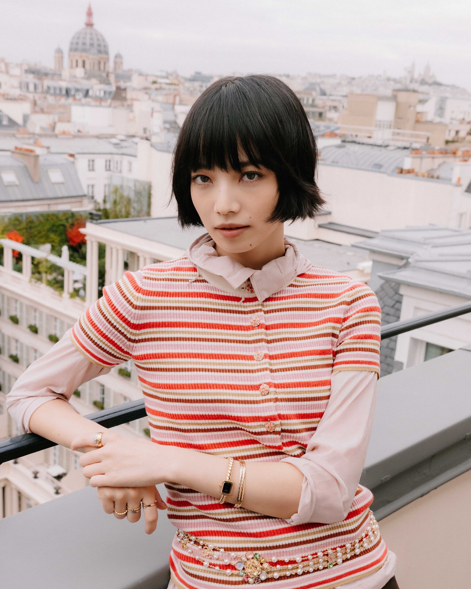 小松菜奈がまとう「プルミエール ガロン」