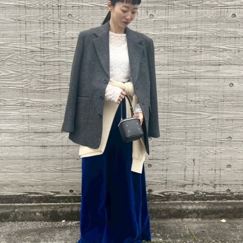 【40代スナップ】「オーバーサイズジャケット」でレディなコーデをハンサム見せ|座間温子さん