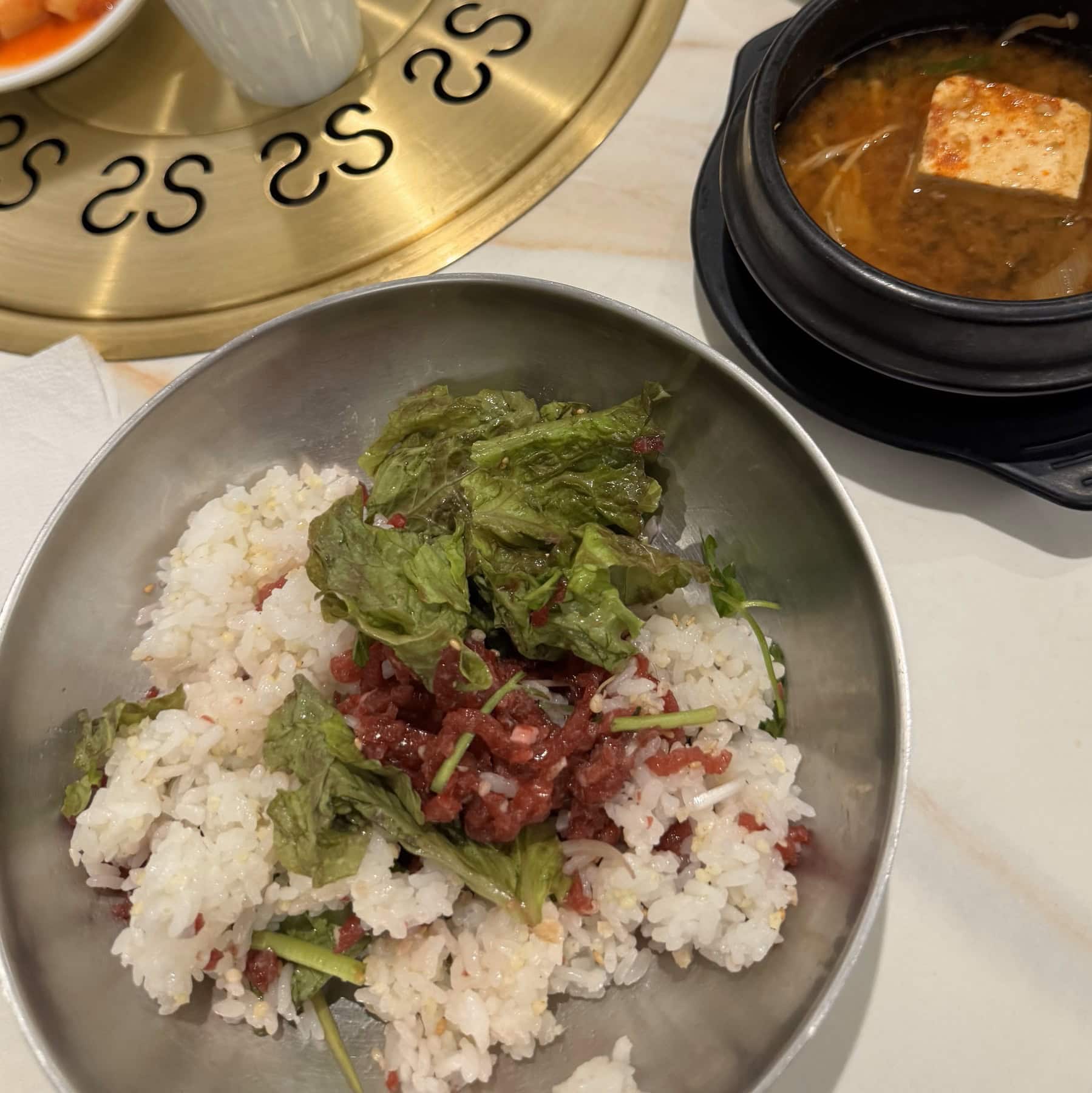 『永川永化』のユッケビビンバ