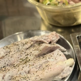 『炭川カルメギ新龍山店』のサムギョプサル