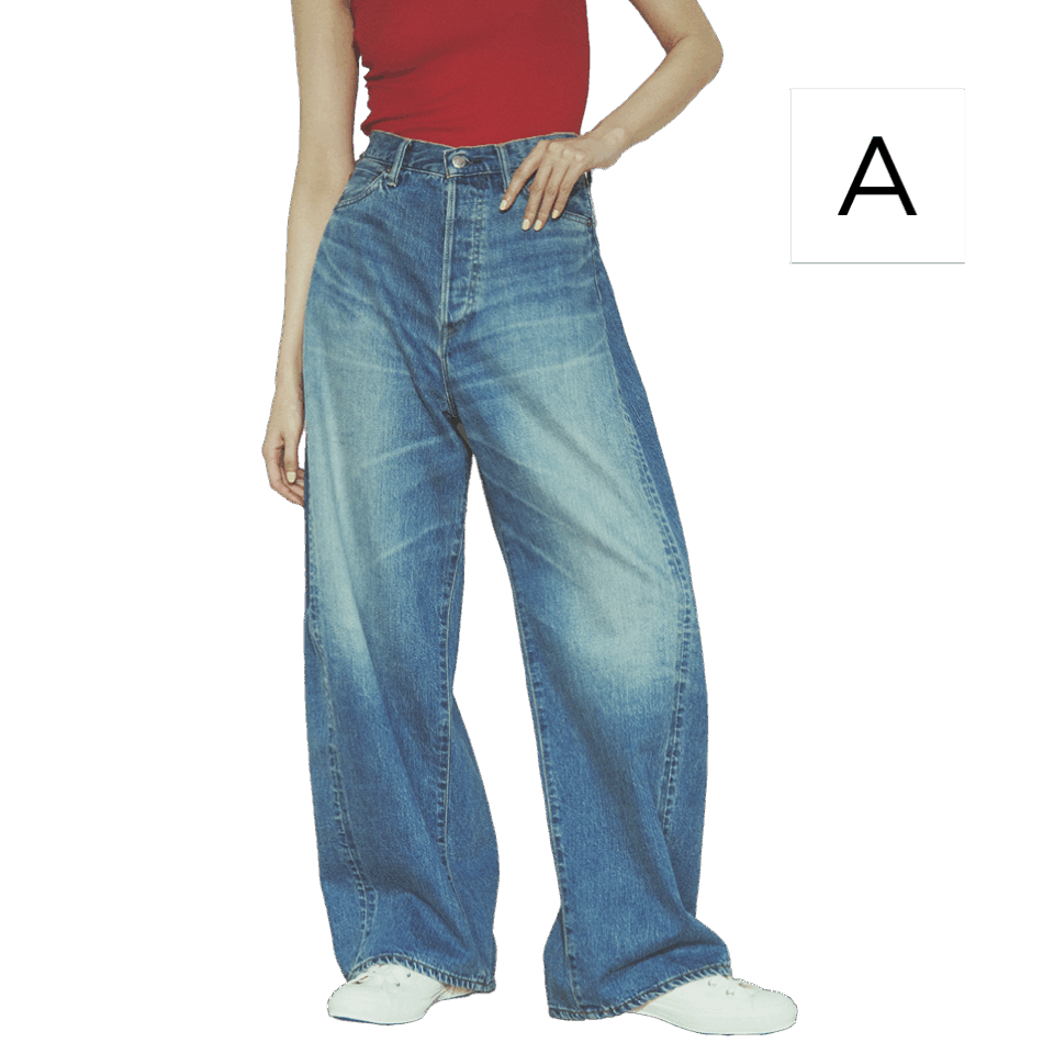 【HYKEのバルーンデニム】 ハイクのバルーンデニムは程よい丸みで大人でもはきやすい！ 腰まわりがスッキリしている＆テーパードシルエットなので、太ももが気にならないのもGOOD。レングスは長めに設定するのがオススメ。¥57,200（ハイク／ボウルズ）