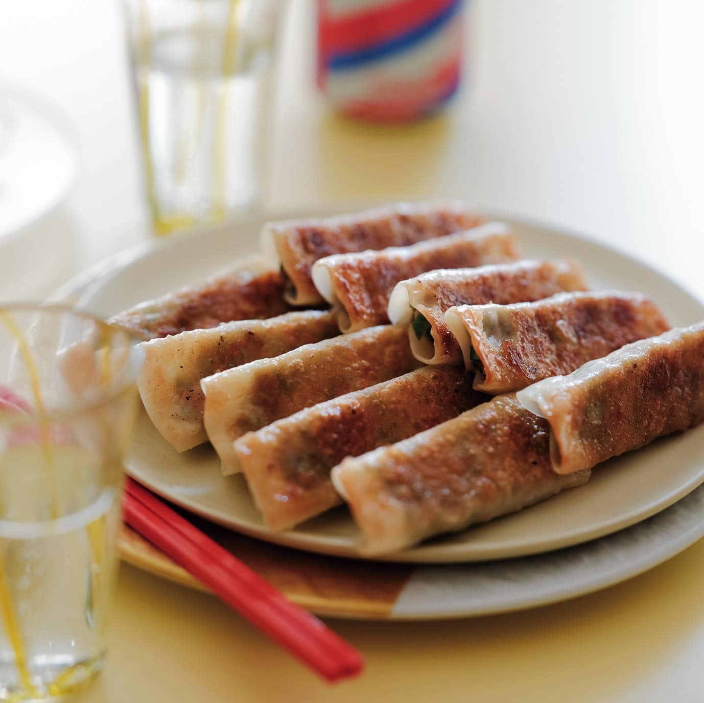 最高にうまい。家中華 『ピーマンとバジルの棒餃子』