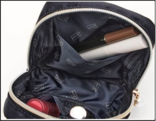 細かく仕分けるポケットが充実!