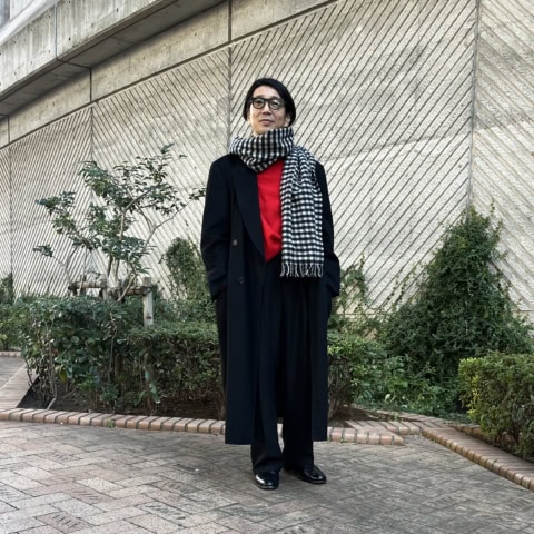 めちゃ暖かいヴィンテージのカシミヤコートが主役。フレンチシックな防寒スタイル【メンズ服に学ぶ】