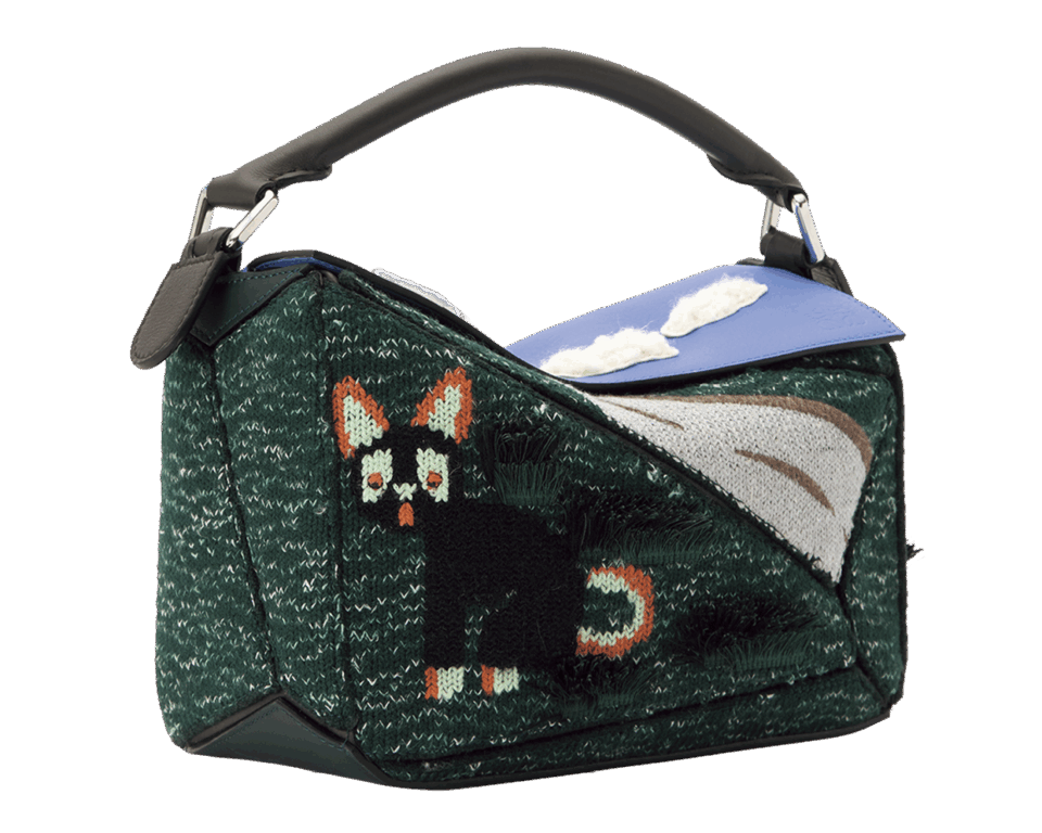 バッグ〈フューチャリスト キャット パズル スモール〉［H16.5×W24×D10.5㎝］¥649,000※伊勢丹新宿店でのポップアップにて先行発売（ロエベ／ロエベ ジャパン クライアントサービス）