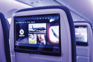 操作性の高い大型スクリーン