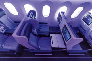 プレミアム・エコノミーでゆったりと