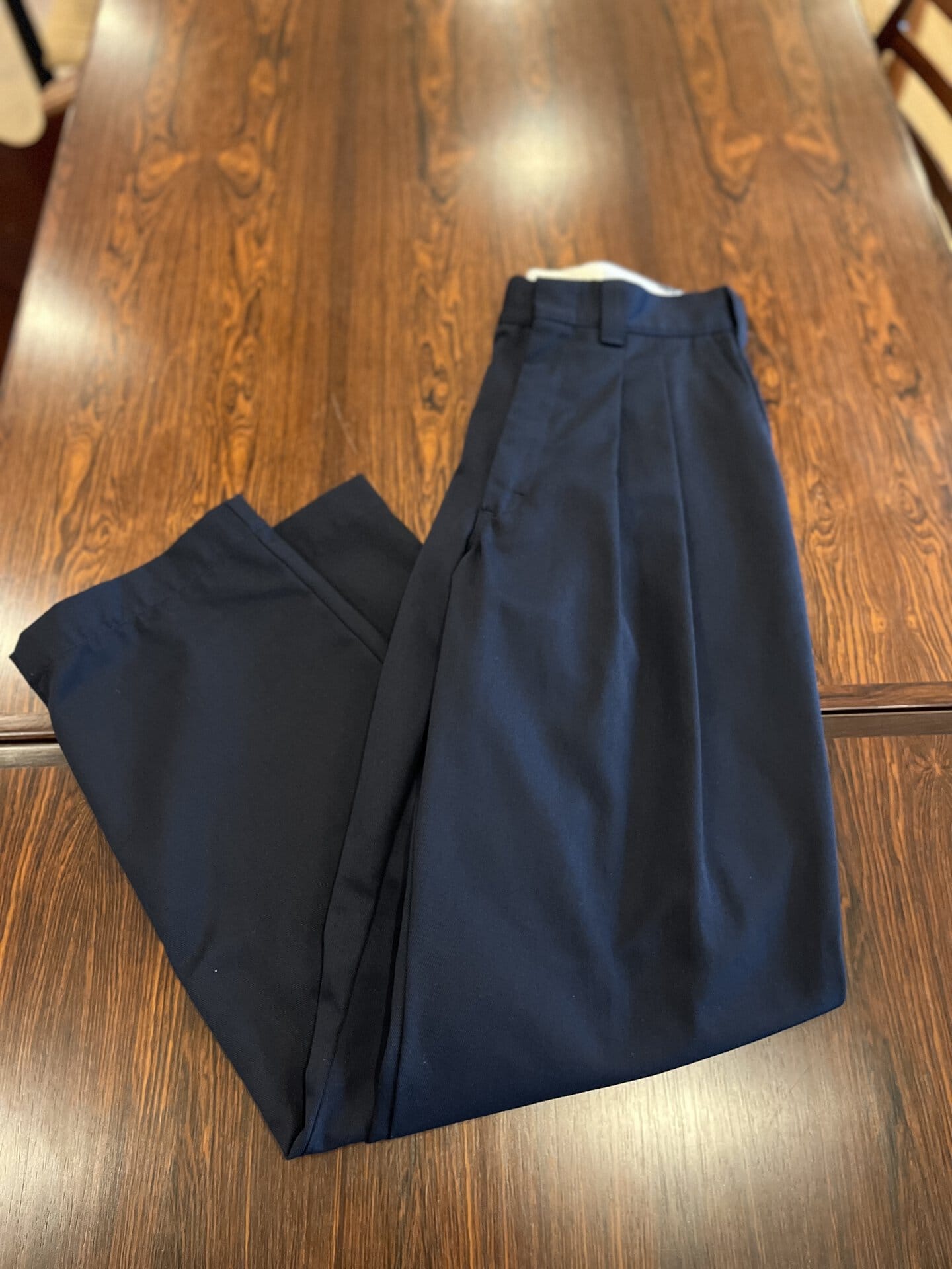 トムボーイパンツ￥20,900（シンゾーン）