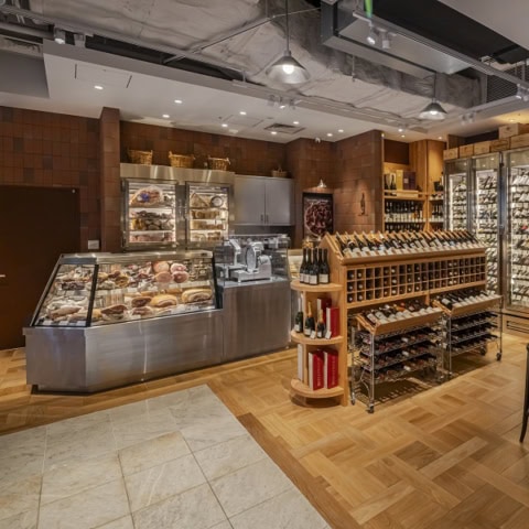 ワインに角打ち、限定調味料も!【ディーン&デルーカ品川】「ここでしか味わえない」が満載です