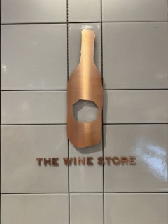 「THE WINE STORE DEAN & DELUCA」