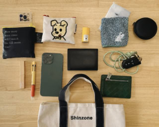 いつも持ち歩くバッグの中身