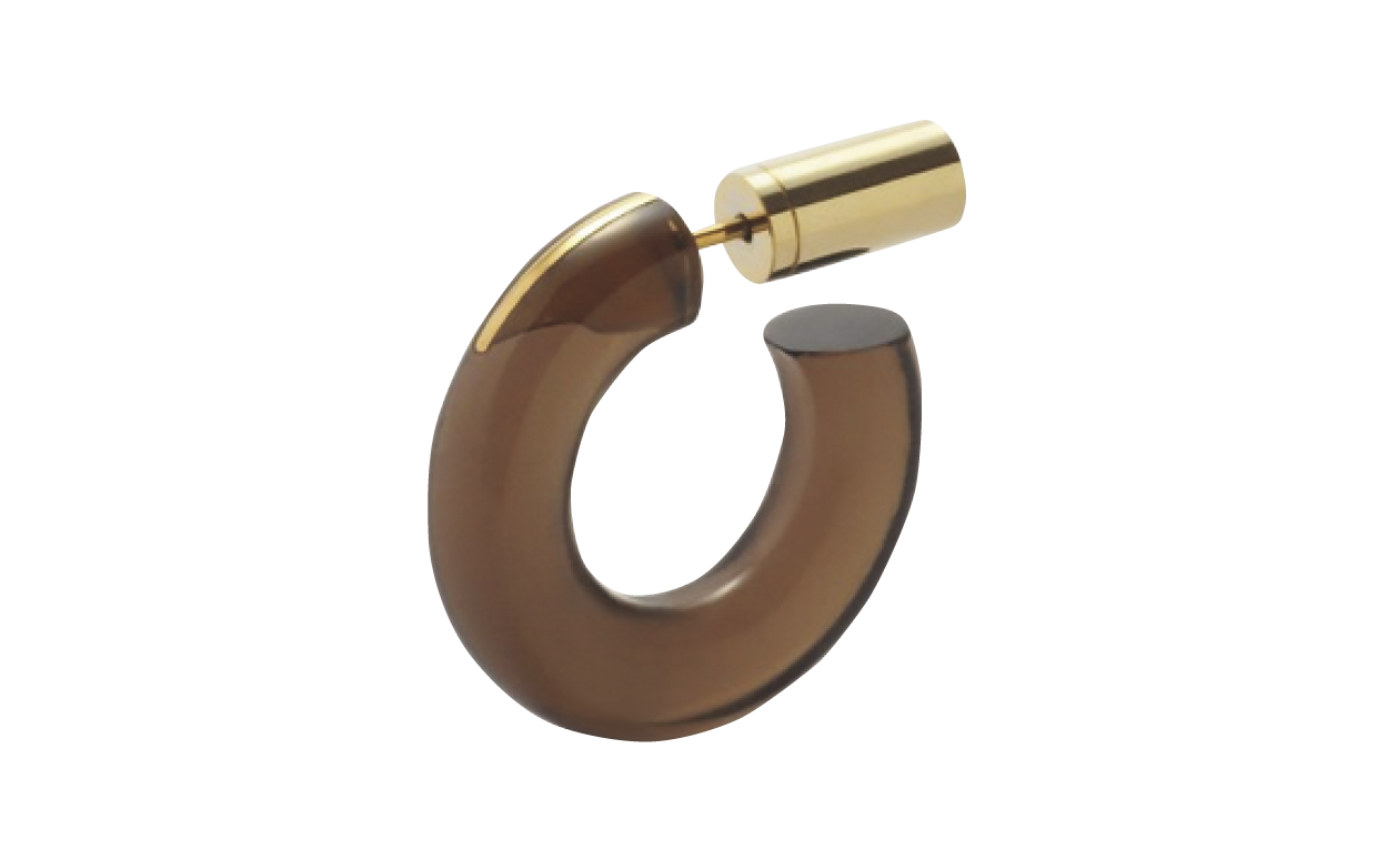 フープピアス¥33,000（マユ／マユ ショールーム）