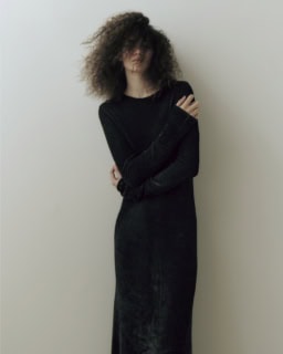 ドレス¥27,500（インパーフ）