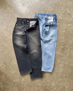 デニム各¥25,300（アイアワク）