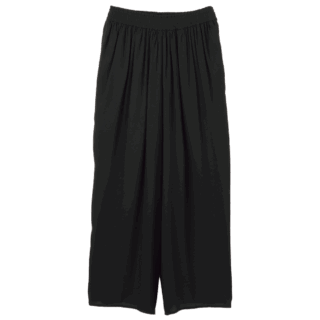 パンツ¥36,300（レルム）