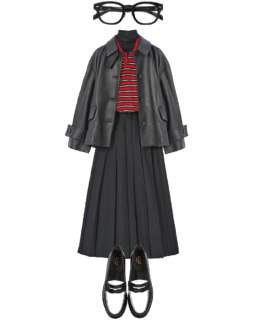 レザージャケット¥217,800（マッキントッシュ／マッキントッシュ 六本木ヒルズ店）、ポロニット¥30,800（キャバン／キャバン 丸の内店）、中に着たタートルネックニット¥51,700（シックススリーナインセブン／S＆T）、スカート¥26,400（ジャーナル スタンダード レサージュ／ジャーナル スタンダード レサージュ 銀座店）、メガネ¥19,800（ザ ベッドフォード ホテル／キングスター）、ローファー¥34,100（ジーエイチバス／ジーエイチバス トウキョウ）