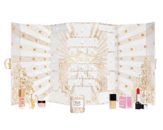 ディオール アドヴェント カレンダー ¥113,300（パルファン・クリスチャン・ディオール・展開店舗数量限定品）セット内容：ジャドール オードゥ パルファン 5mL、ジャドール ロー 3.5mL、ミス ディオール エッセンス 5mL、ミス ディオール ブルーミング ブーケ 5mL、ソヴァージュ 10mL、ディオール オム オードゥ トワレ 10mL、ラ ムース オフ オン 30mL、プレステージ マイクロ ユイル R セラム 10mL、プレステージ ラ クレーム N 15mL、ディオール カプチュール ル セラム 10mL、ルージュ ディオール 999V、同 720S、ディオール アディクト リップ マキシマイザー 001、同 グロウ 001、同 ティント 351、バックステージ ロージー グロウ 001、ディオールショウ マキシマイザー 4D、マスカラ ディオールショウ アイコニック オーバーカール 090、ディオール ヴェルニ 999、同 513、ラ コレクシオン プリヴェ ピスト オ エトワール、ツリーオーナメント3種