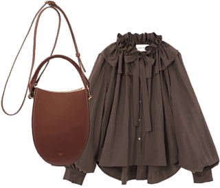 左から：ユニークなフォルム。バッグ¥28,600（パフト／アダム エ ロペ）、ブラウンならフリルだって甘さ控えめ。ブラウス¥26,950（イウエン マトフ／ユナイテッドアローズ 渋谷スクランブルスクエア店）