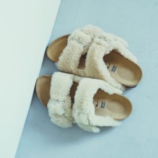 ソックスとのコーデを楽しみたい。サンダル¥23,100（ビルケンシュトック／ビルケンシュトック・ジャパン・カスタマーサービス）