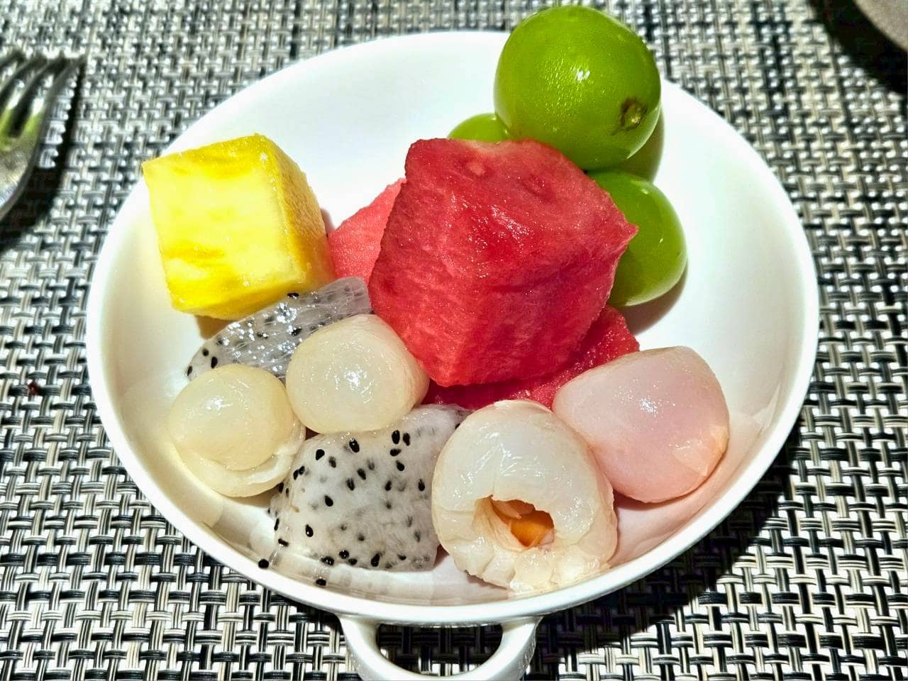 【BASILICOの朝食】フルーツもハズレなしの高品質！ いいホテルって仕入れもいいのよきっと！