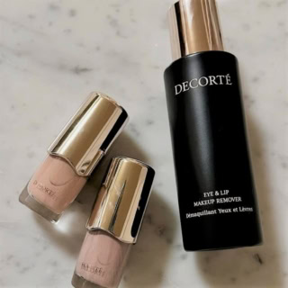 スキニフィック ネイルラッカー 新2色 各¥3,300、メイクアップリムーバー 100mL ¥3,300(コスメデコルテ)※2026年1月16日発売