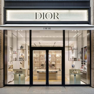 丸の内「ハウスオブディオールビューティー」