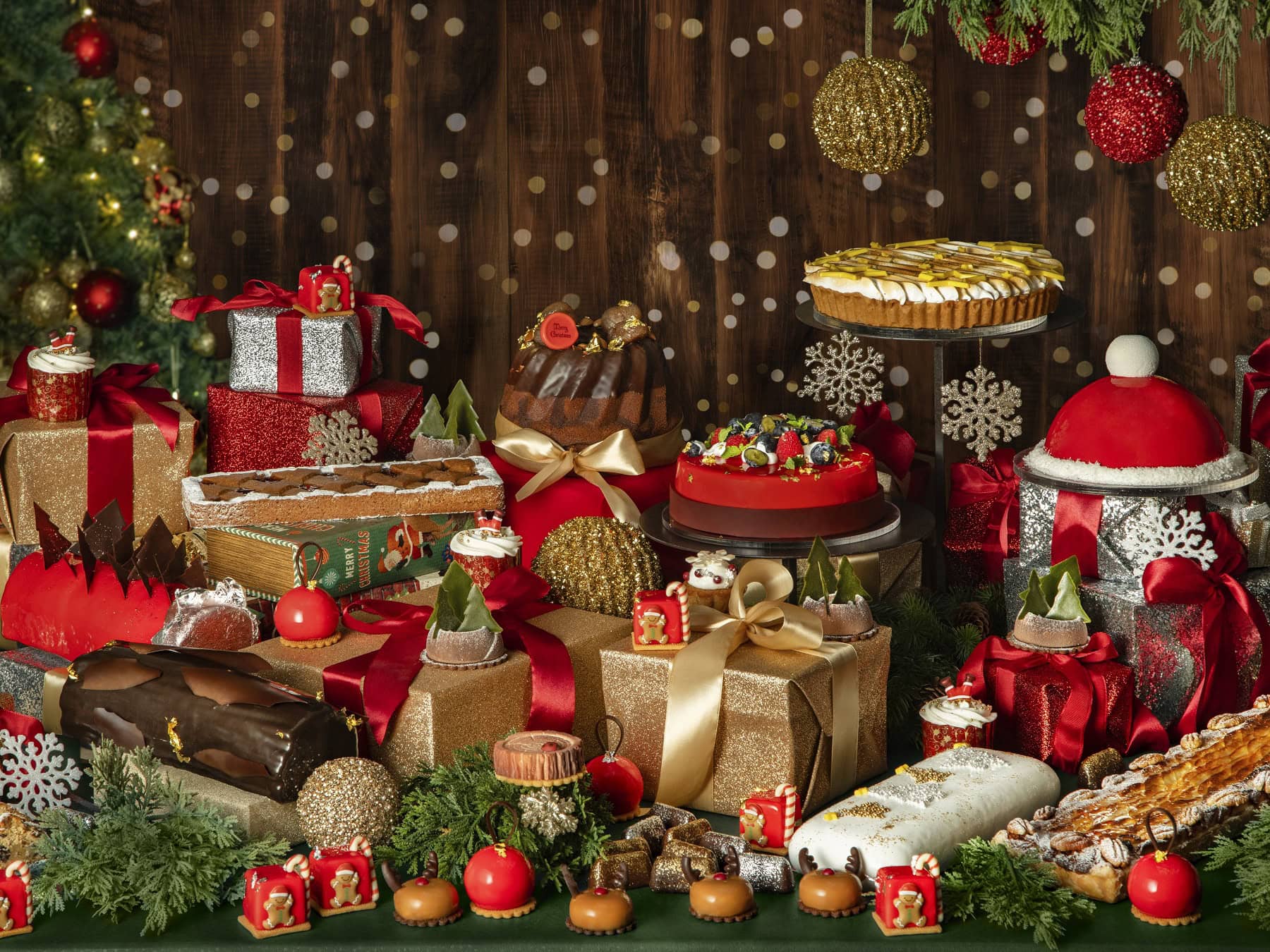 【ヒルトン京都】が初の「スイーツビュッフェ」を開催！クリスマスモチーフのスイーツを楽しめる