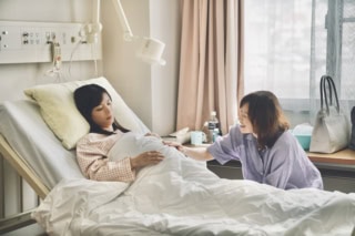 『君の顔では泣けない』製作幹事・配給：ハピネットファントム・スタジオ／公開：11月14日(金) TOHOシネマズ日比谷ほか全国ロードショー ©2025「君の顔では泣けない」製作委員会