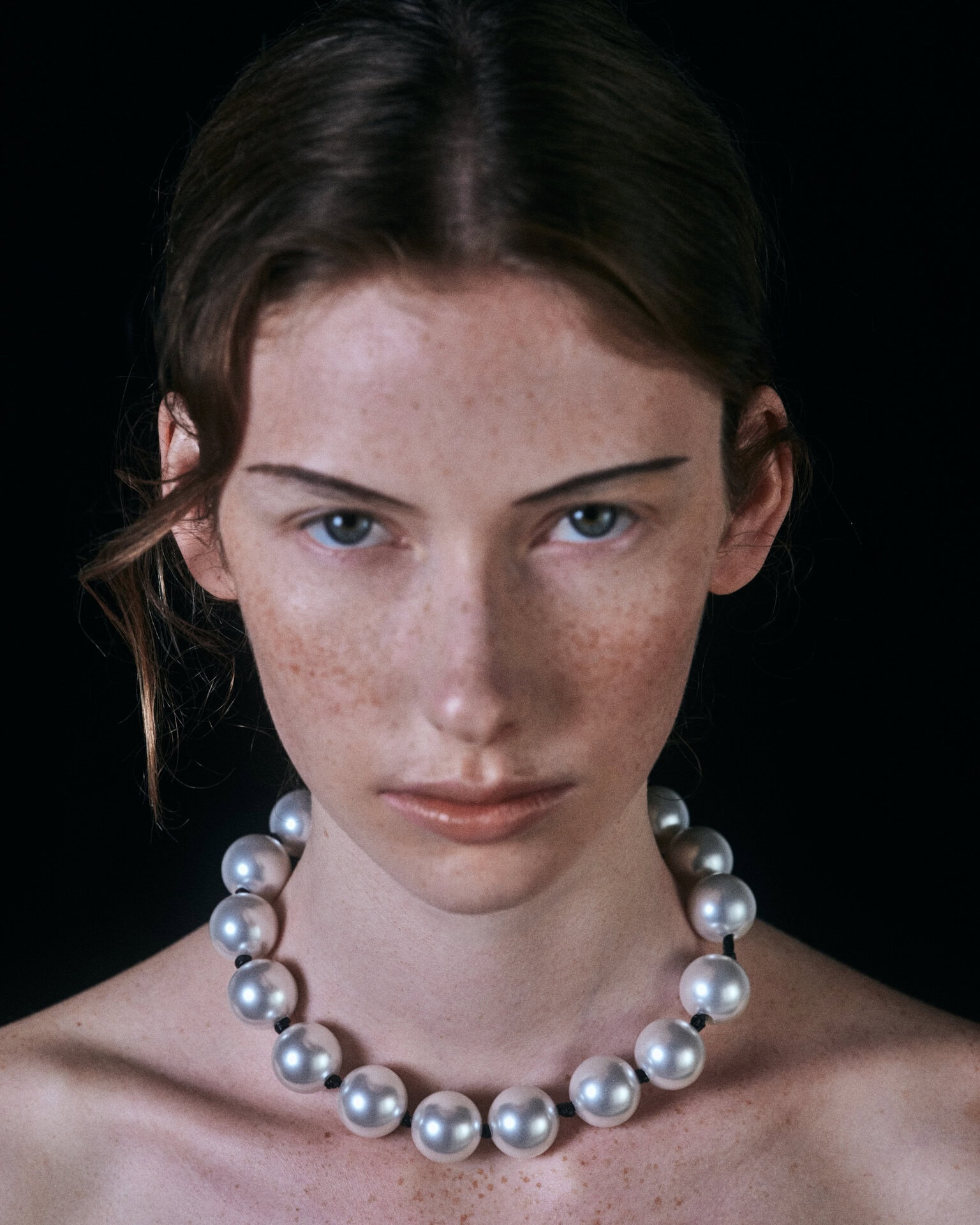 パールストラップをネックレスにアレンジ