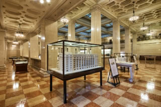 展示エリア1階の内観 ©Koji Fujii / TOREAL