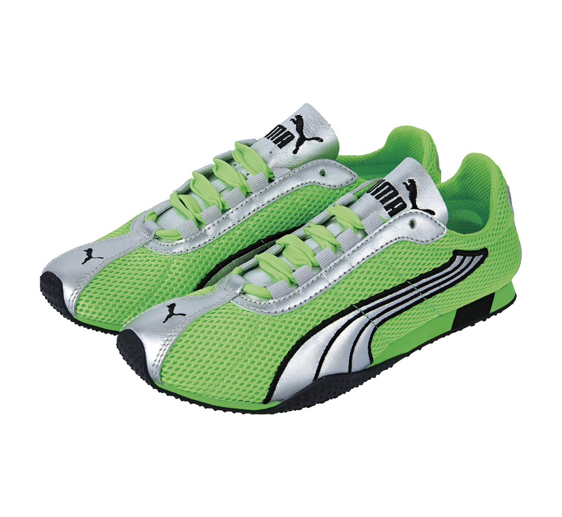 スニーカー¥12,100（プーマ／プーマ お客様サービス）