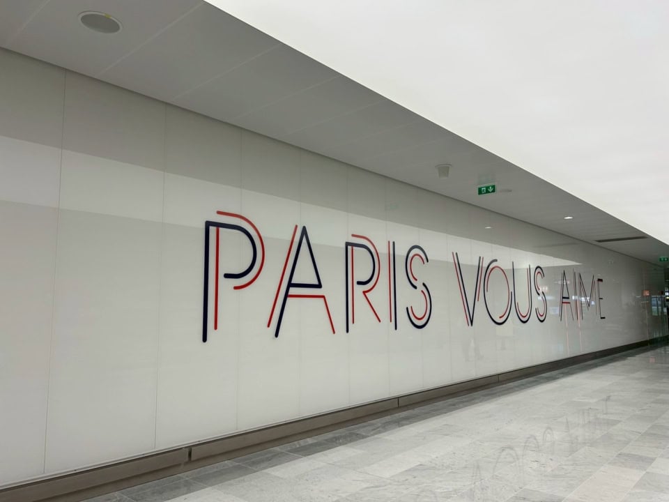 アメリと同じオン眉だったわたしが【パリ】でカルティエに入れなかった日。｜清水みさと旅行記