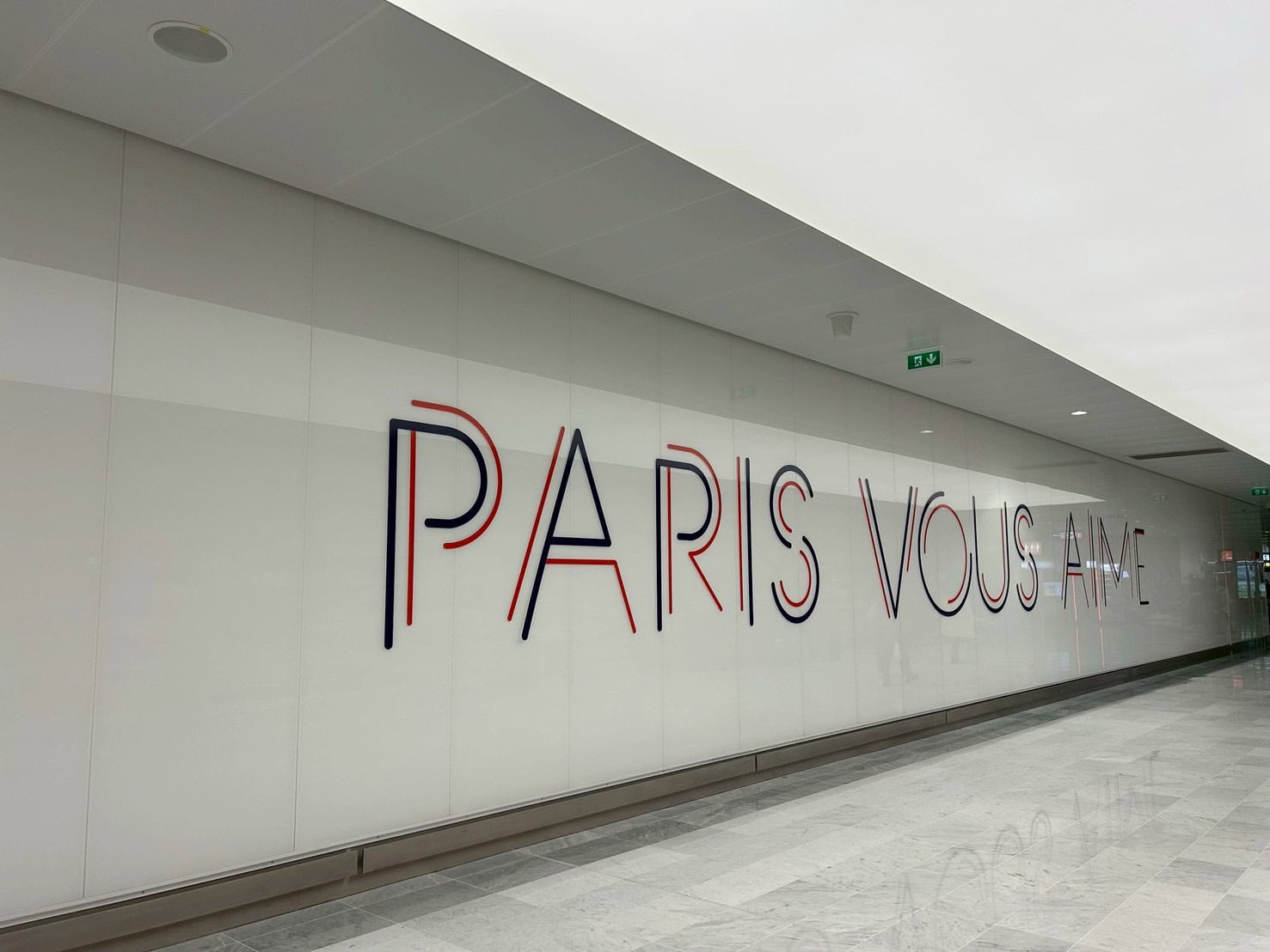 アメリと同じオン眉だったわたしが【パリ】でカルティエに入れなかった日。｜清水みさと旅行記