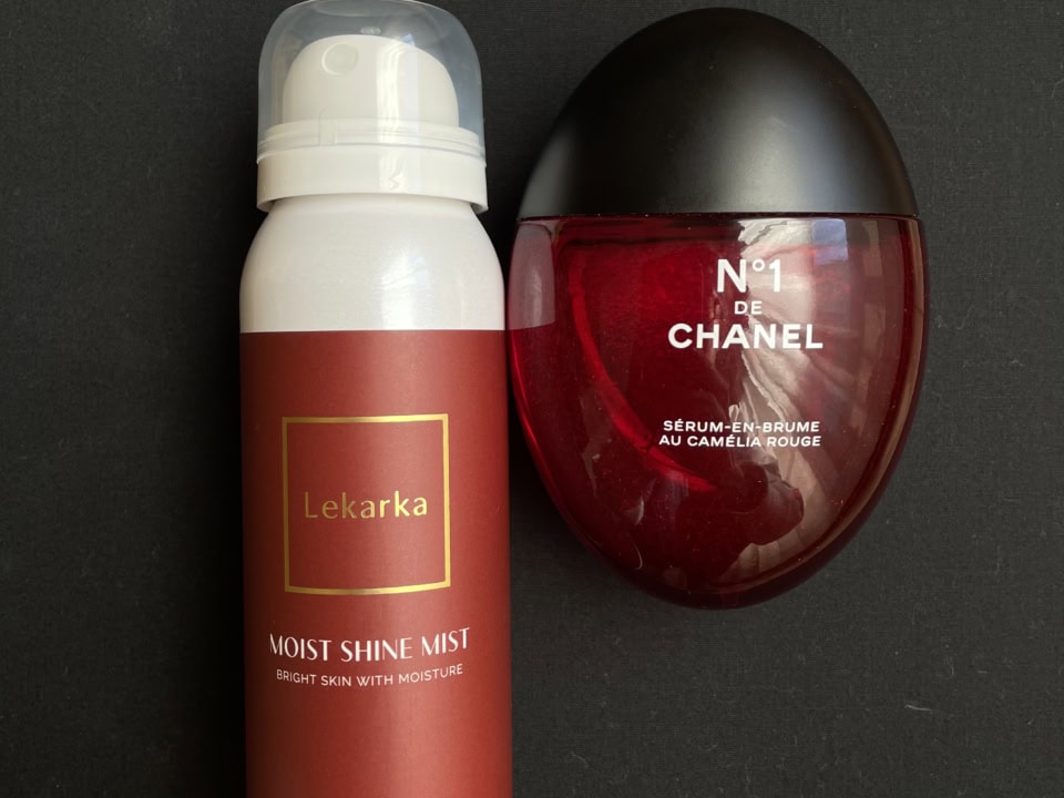 外出先でもエイジングケア！　ポーチにイン最適な保湿を超えたポータブルケアアイテム