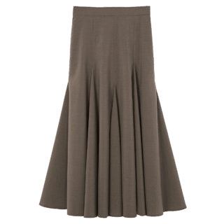 スカート¥17,600(ノーク)