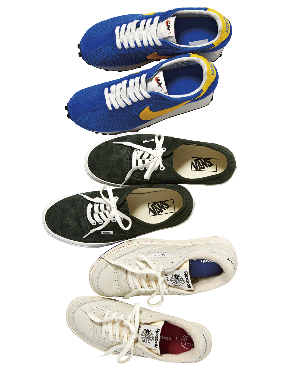 上から：スニーカー¥14,630（ナイキ スポーツウェア／NIKE カスタマーサービス）、スニーカー¥8,250（ヴァンズ／VANS JAPAN カスタマーサポート）、スニーカー¥36,300（アニエスベー・12月上旬発売予定）