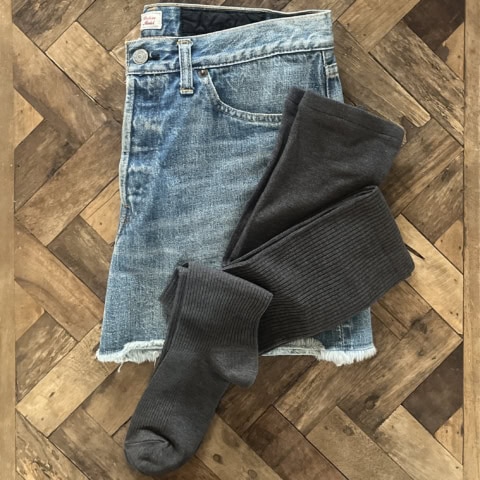 1,500円以上の高見え感と暖かさ。ユニクロの【ヒートテックニットリブタイツ】最強説