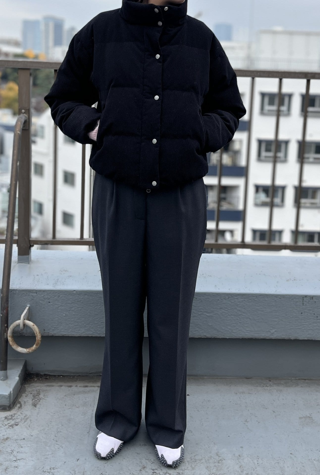 絶妙なショート丈のおかげで、なんだか脚も長く見えます！